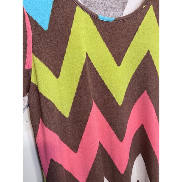 Chevron Print Short Sleeve Dress Size Medium - Picture 4 of 5